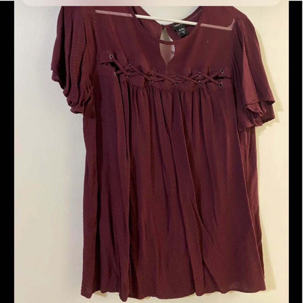 Torrid Crisscross detail Maroon Top